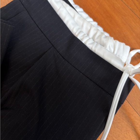 Wide-Leg Trousers - Picture 3 of 3